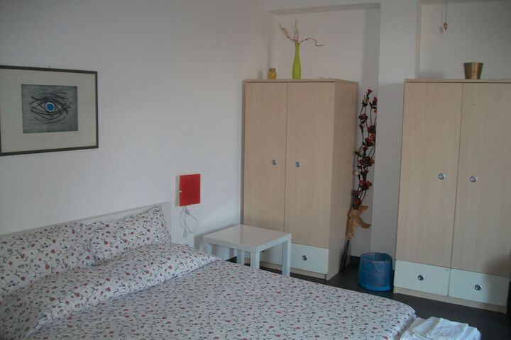 Room 18 of 40
