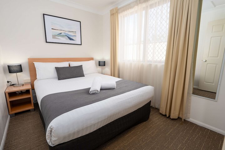 Room 9 of 40
