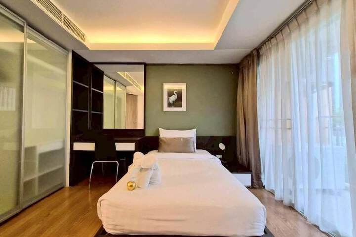 Room 16 of 52
