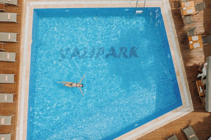 Pool 89 of 138