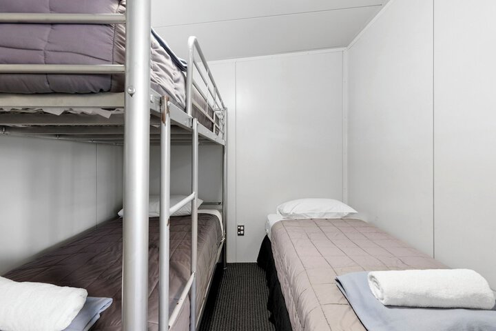 Room 19 of 76
