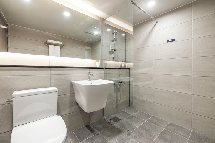 Clean Restrooms