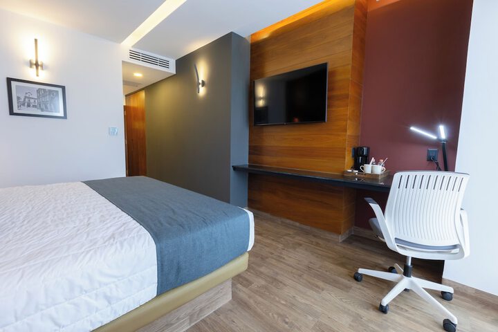 Room 22 of 50