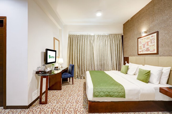 Room 36 of 63