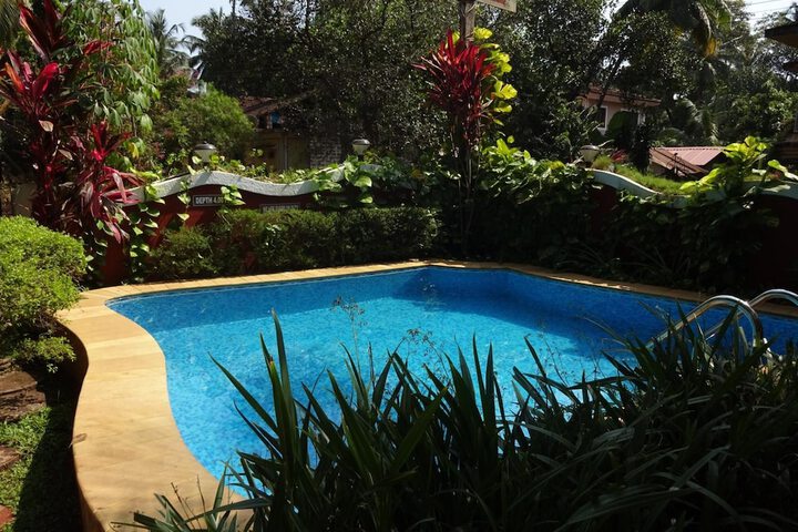 Pool 35 of 63