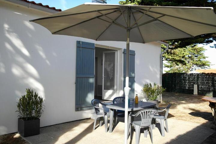 Charmante maison à 500 m de la côte pour 4