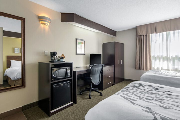 Room 11 of 50