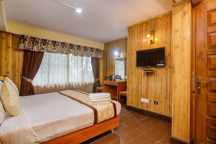 Room 8 of 22
