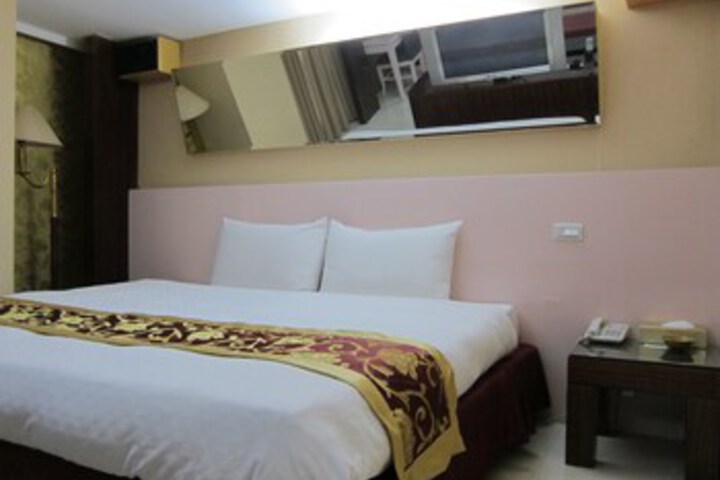 Room 17 of 91
