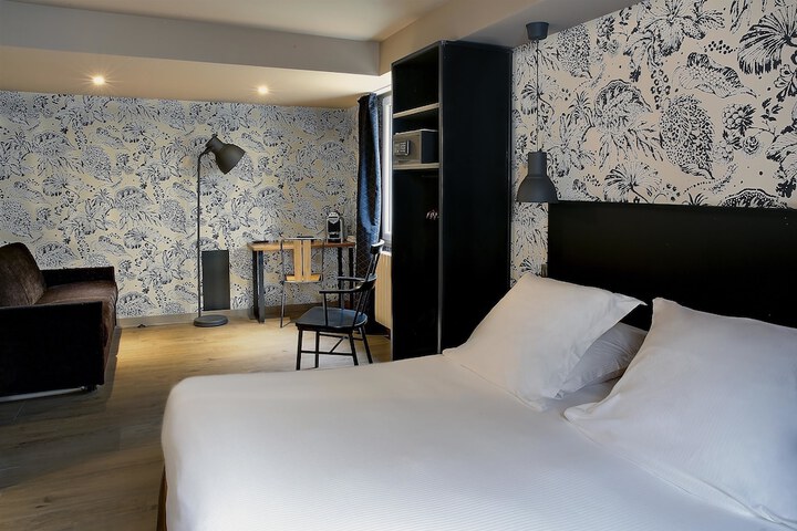 Room 20 of 80