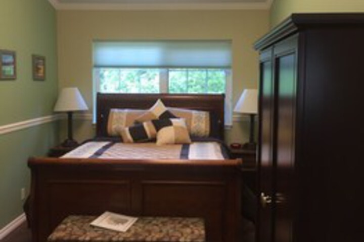 Room 51 of 68