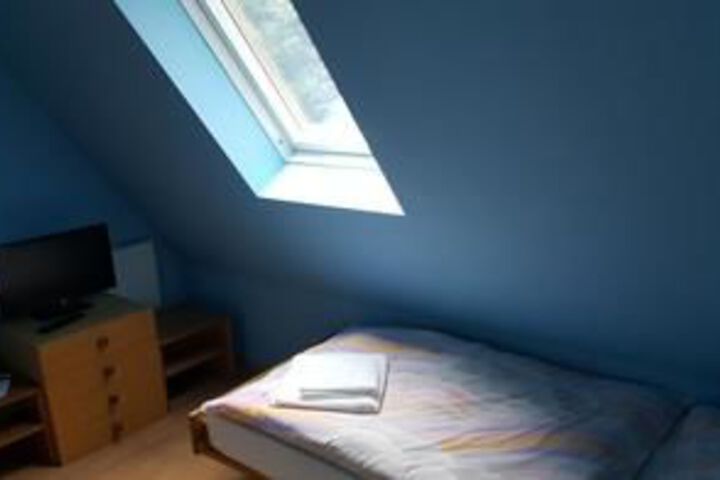 Room 15 of 34