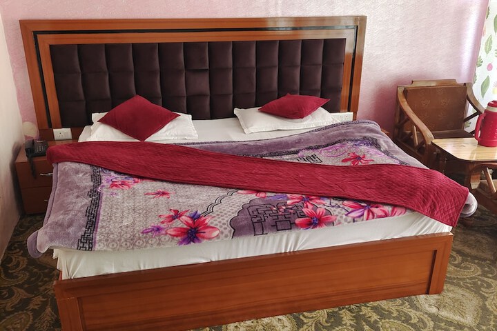 Room 10 of 23