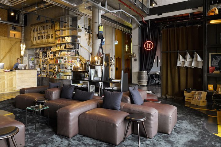 Guest Lobby