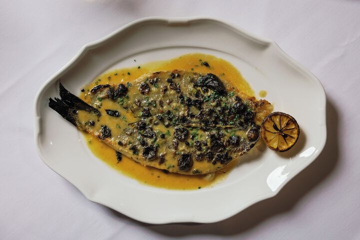 Dining 72 of 121