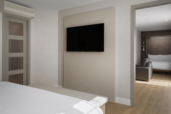 Room 44 of 81
