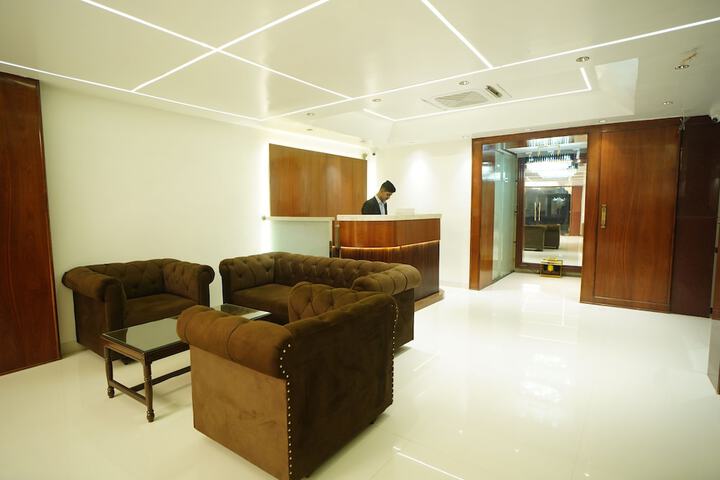 Hotel Interior 8 of 111