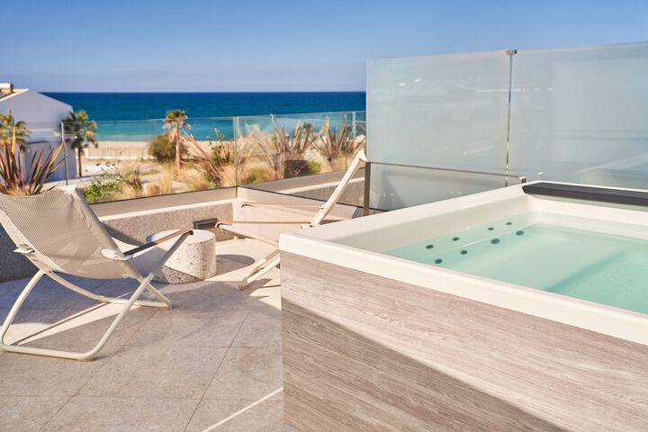 Terrace/Patio 134 of 136