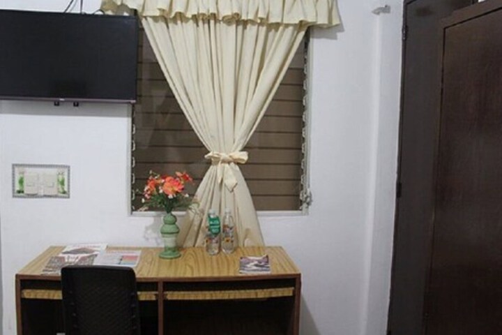 Room 26 of 80