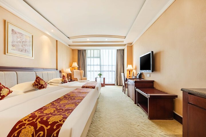 Room 12 of 41