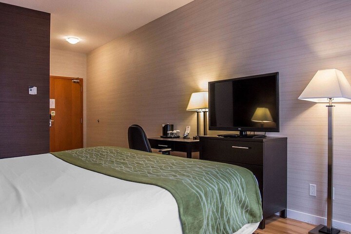 Room 10 of 34