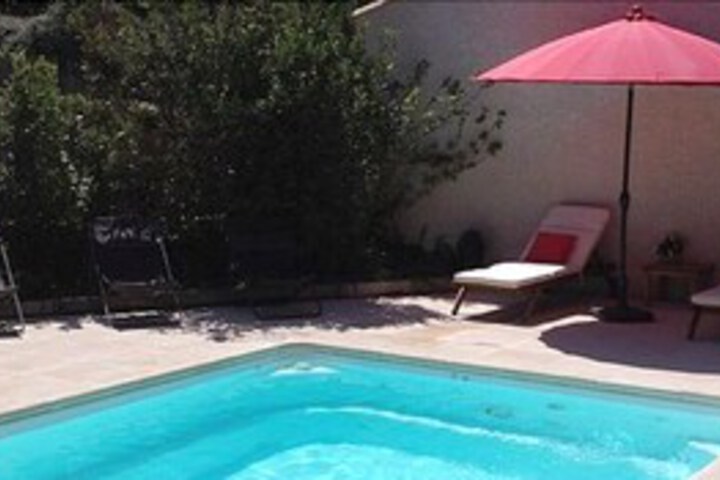 Pool 9 of 11