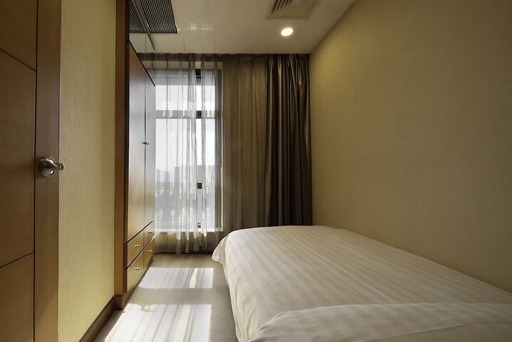 Room 17 of 71