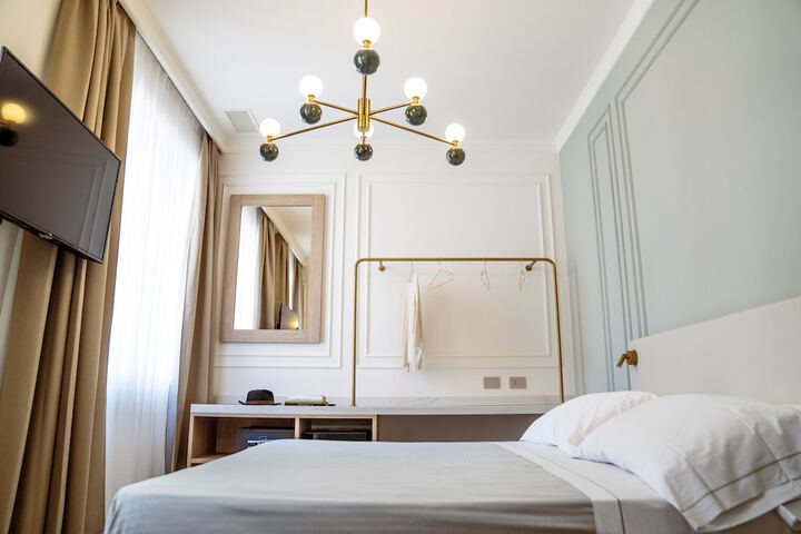 Room 29 of 65
