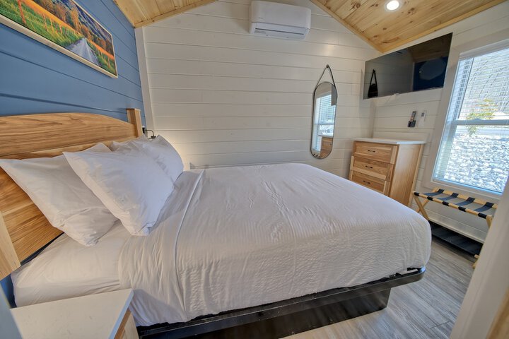 Room 5 of 57