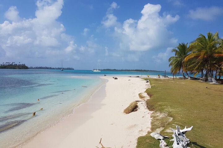 Beach 23 of 27