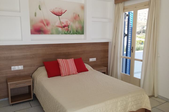 Room 8 of 52