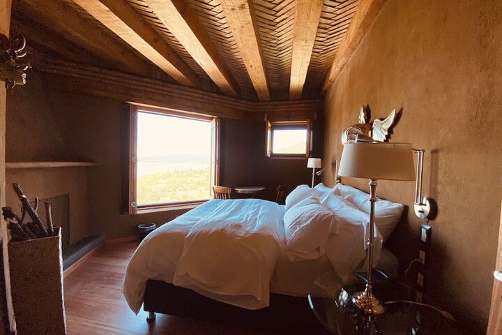 Room 10 of 85