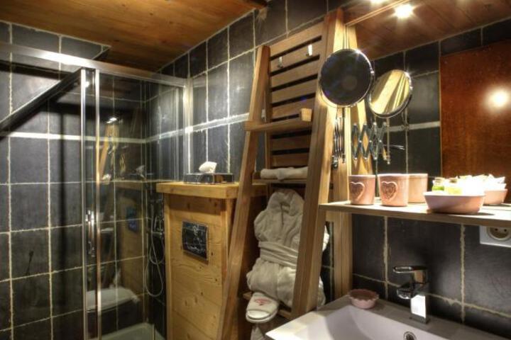 General 76 of 80