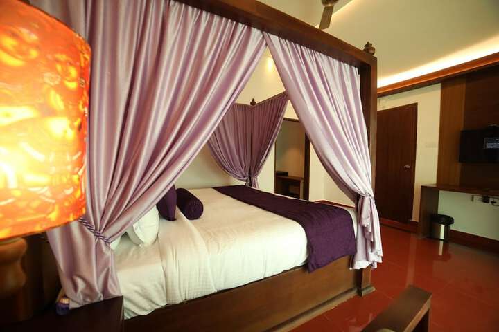 Room 20 of 51