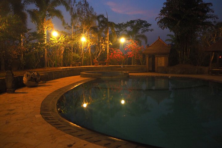 Pool 34 of 67