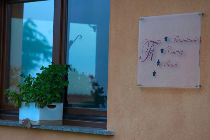 Hotel 39 of 44