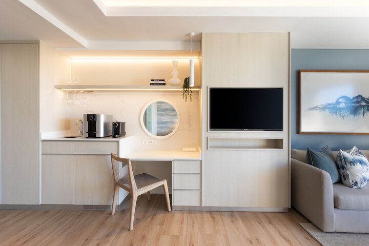 Room 12 of 52