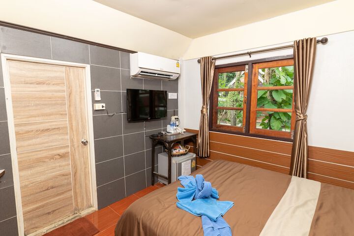 Room 12 of 95
