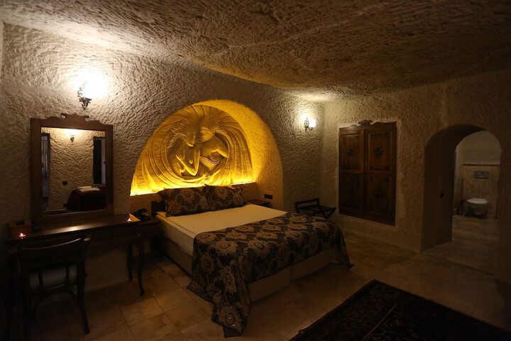 Room 42 of 114