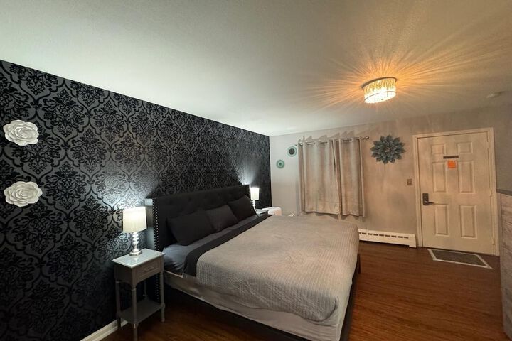 Room 7 of 20