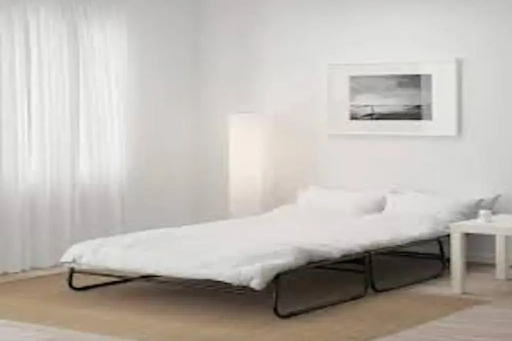 Room 3 of 9