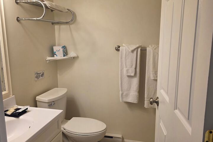 Room 42 of 78