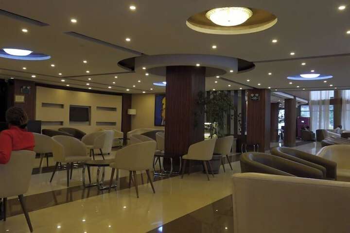Lobby sitting area