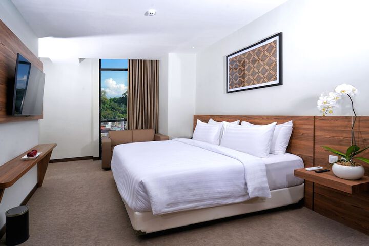 Room 7 of 36