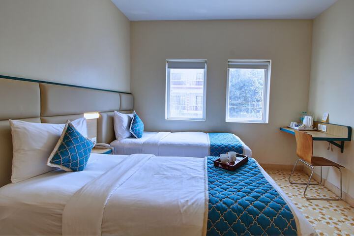 Room 8 of 43