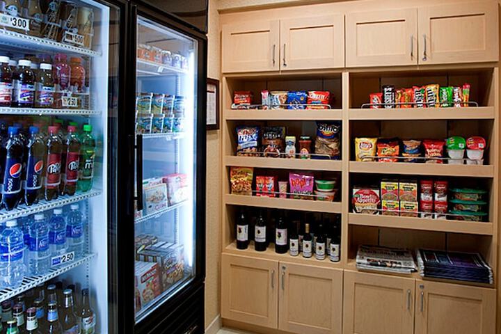Snack bar