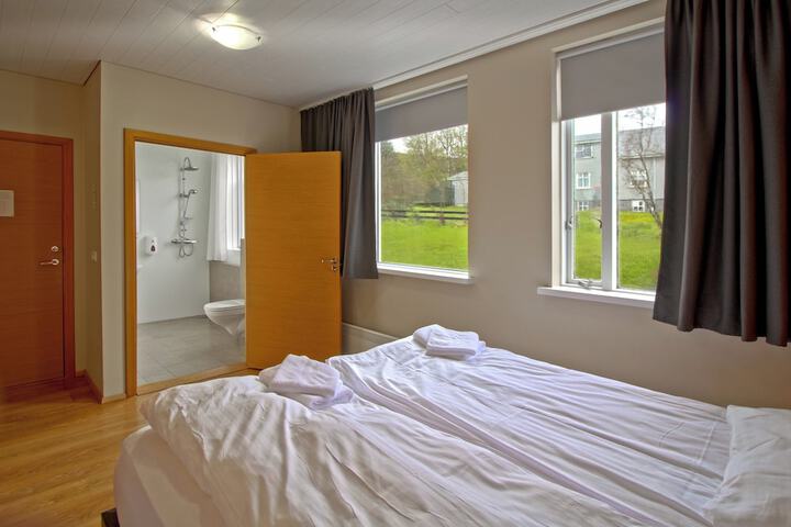 Room 27 of 72