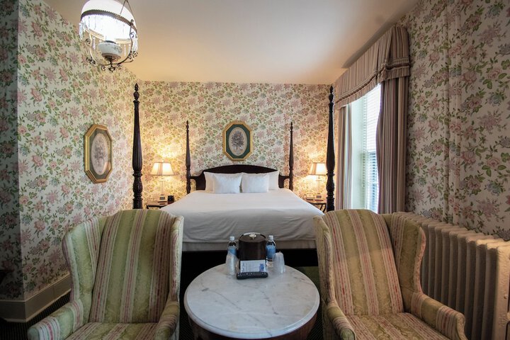 Room 13 of 75
