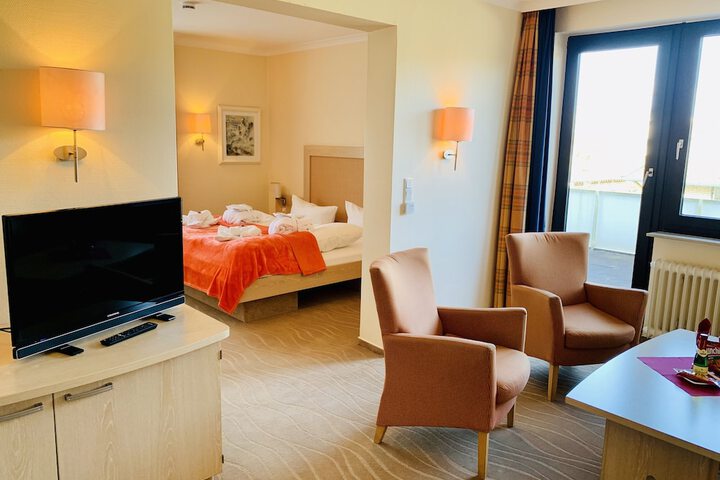 Room 4 of 49