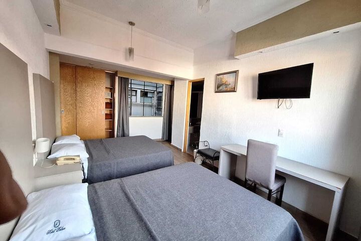 Room 15 of 30